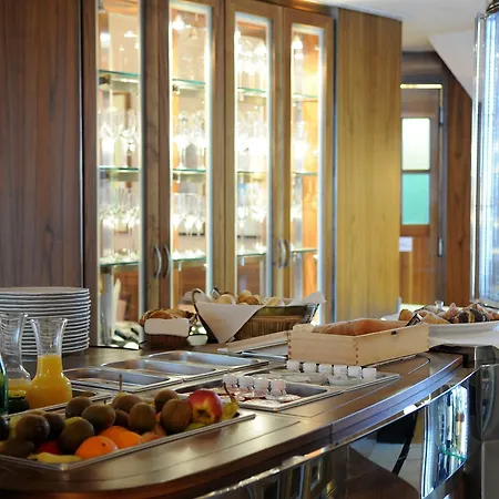Hotel Milan