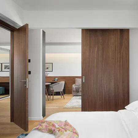 Hotel Milan