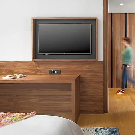 Hotel Milan 4*
